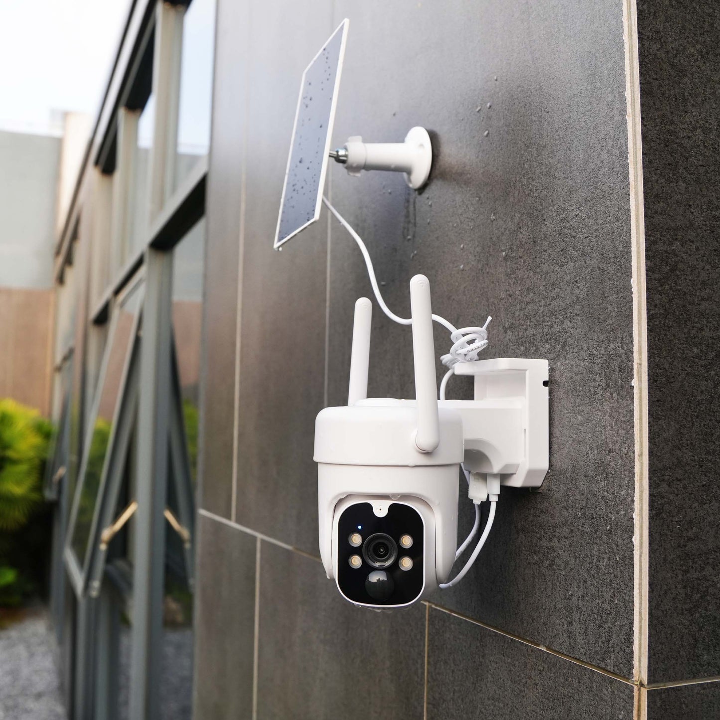 4MP Solar WiFi Security Camera - 100% Wire-Free with Two-Way Audio